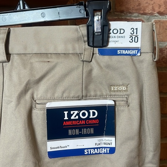 NWT Izod American Fit Flat Front Non-Iron Straight Chinos 31x30 - Picture 3 of 6